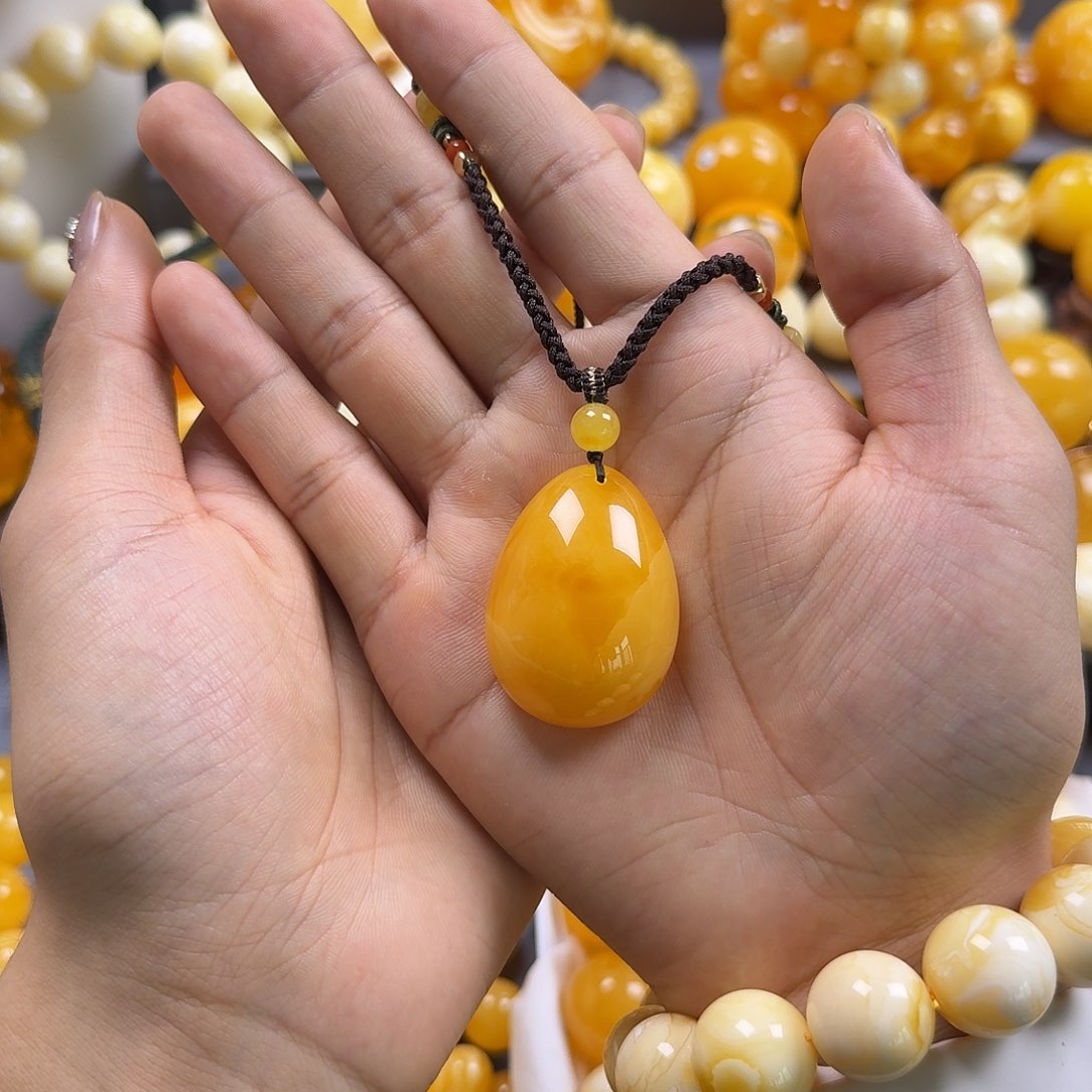 琥珀珠宝奇石未镶嵌水滴