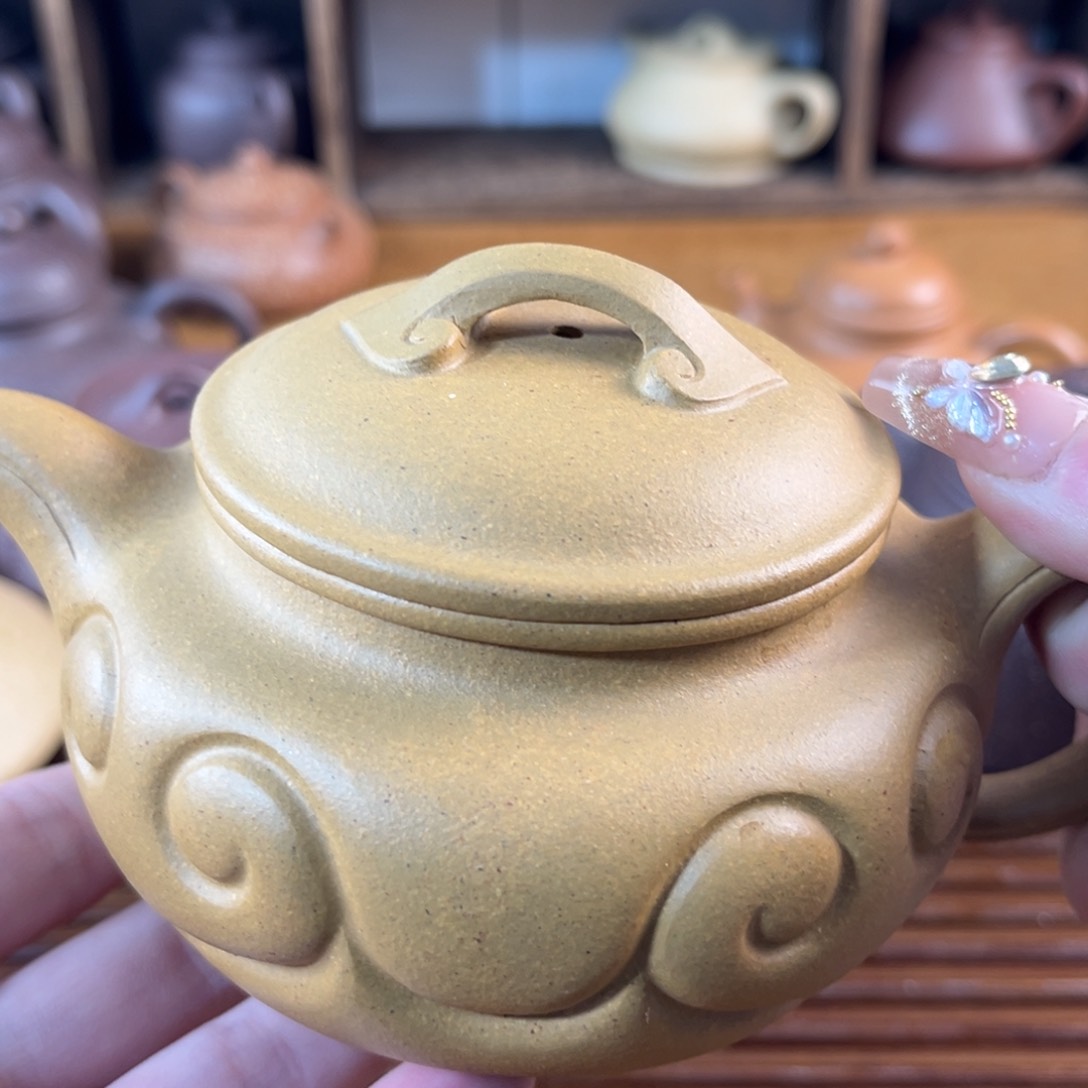 紫砂茶壶手工制作的小礼物都