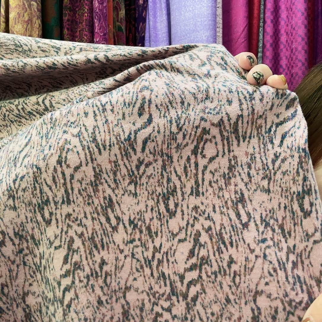 49号花形织花面料1.3米