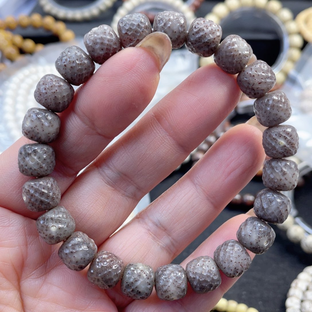 手串星月菩提石玉料冰糖龙鳞手串尺寸10