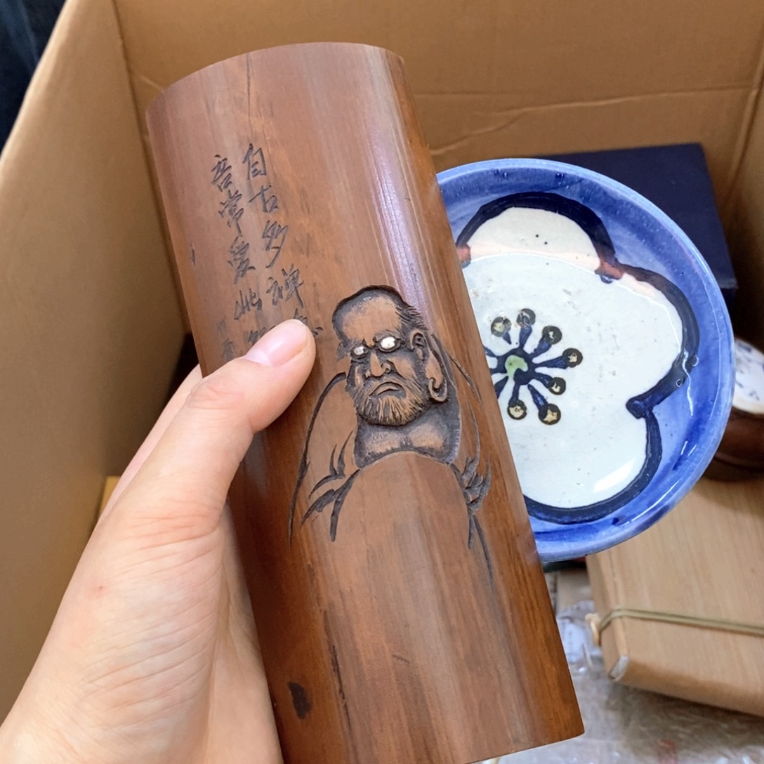 瓷片哈哈哈哈哈过分放大