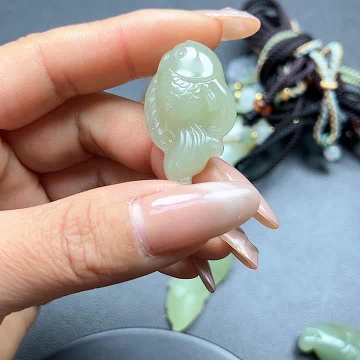 【闪购商品】颈饰未镶嵌和田玉