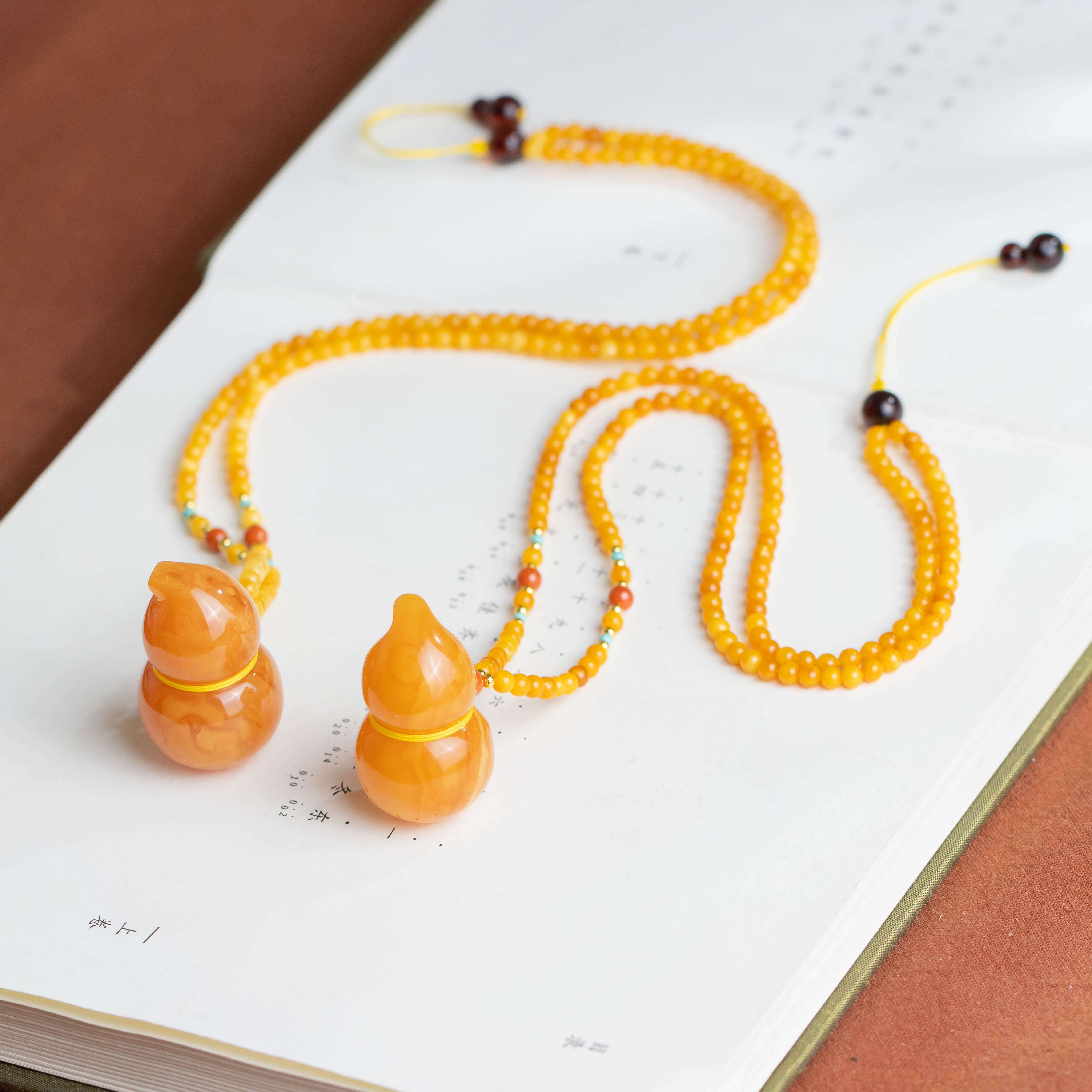 蜜蜡葫芦毛衣链（多样性发 发其一）