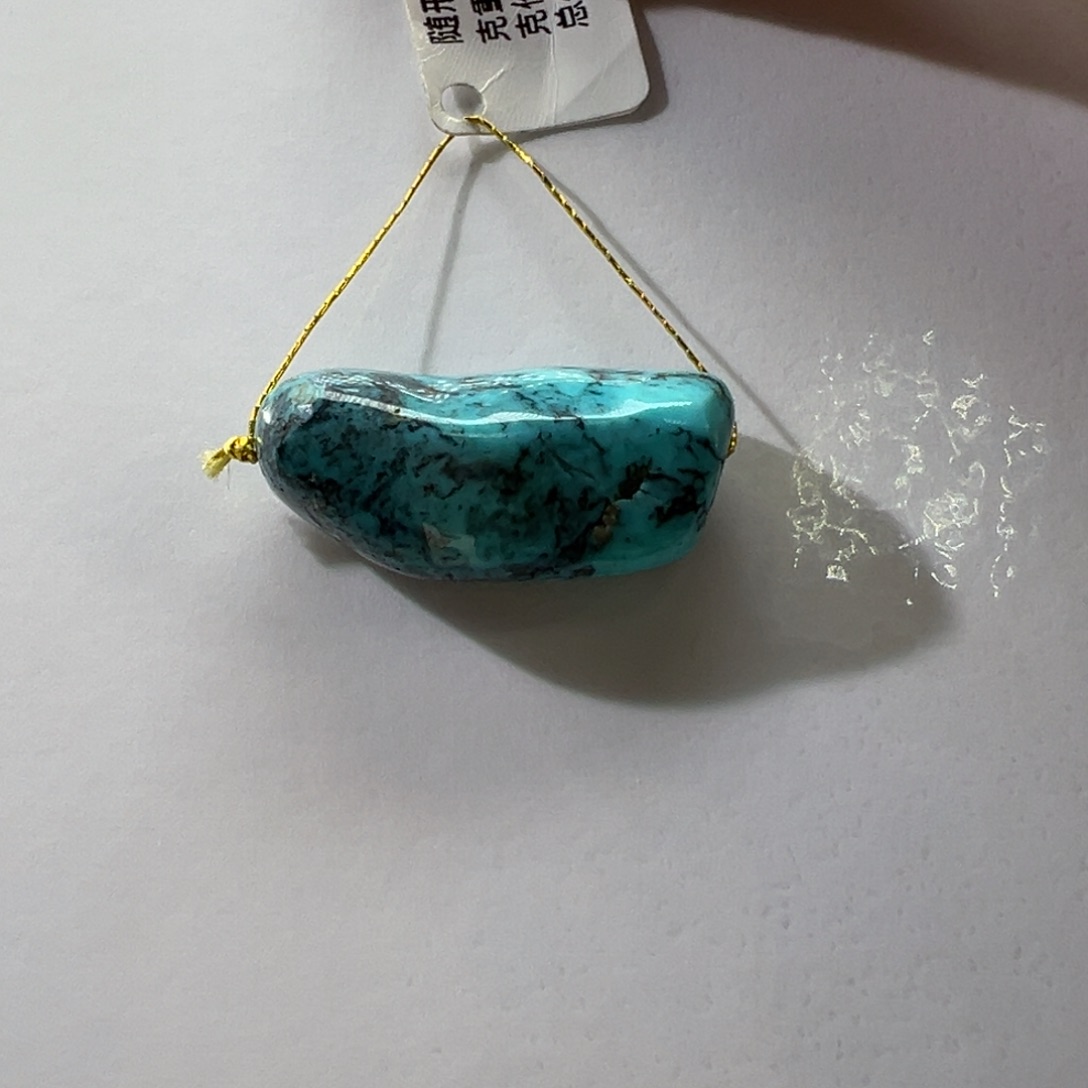 绿松石未镶嵌挂件