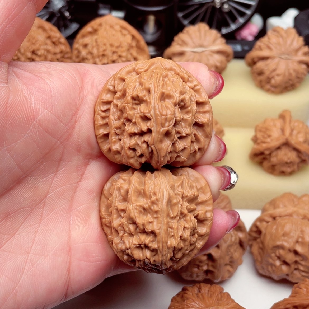 【闪购商品】吊坠桃核三角白42已打底369号