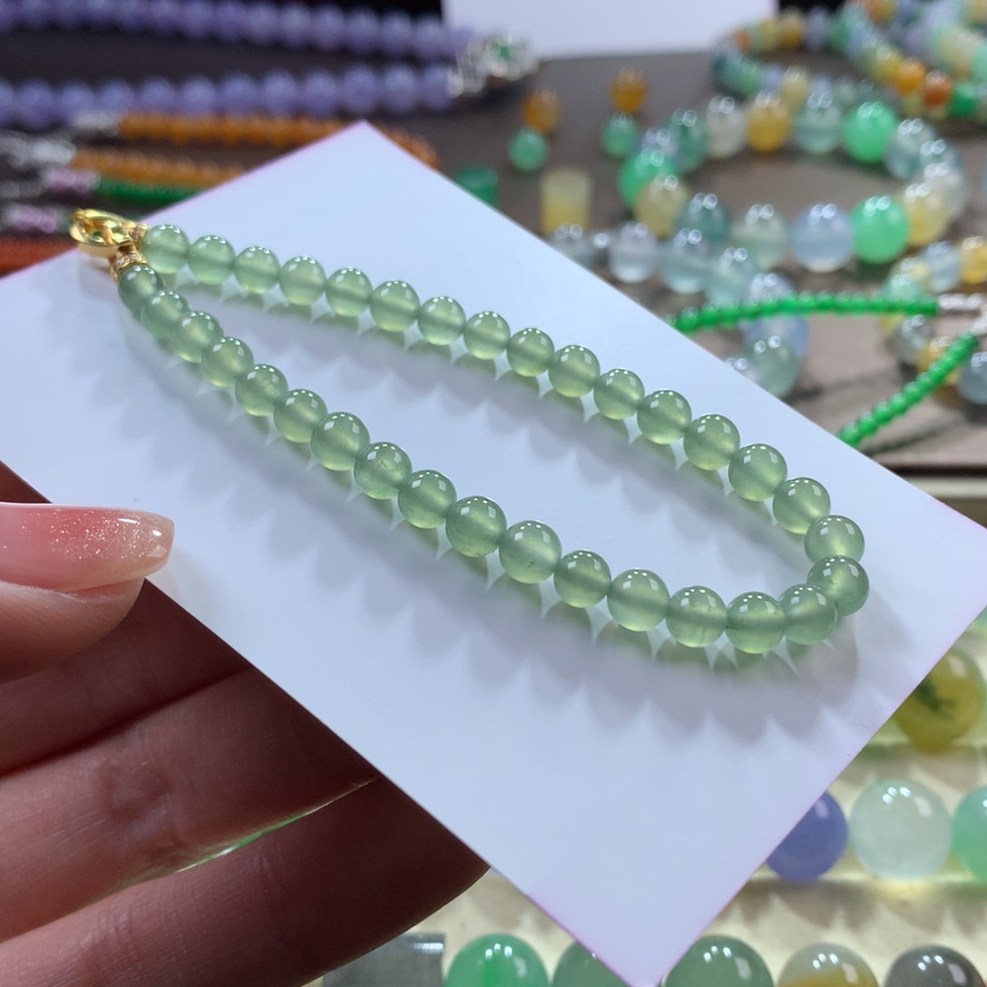 翡翠手链未镶嵌木那高冰橄榄绿卡4.8-5.3