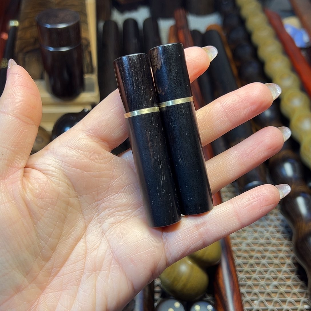 维腊木（绿檀）紫光檀