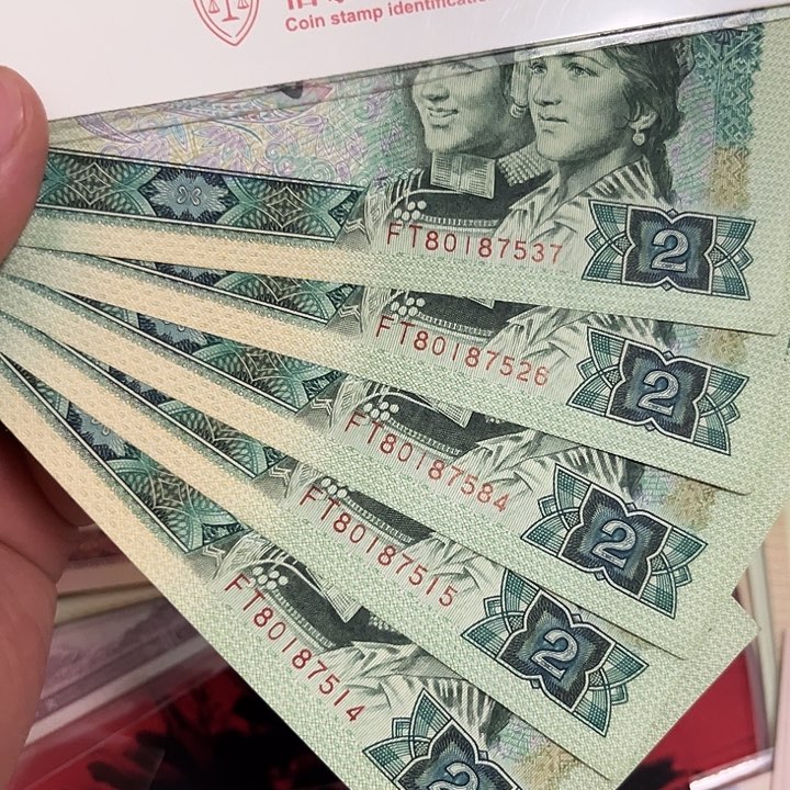 崇*。902全新直板5张。。。。。。。