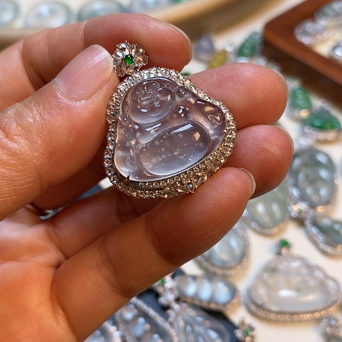 翡翠颈饰18K金镶嵌佛公