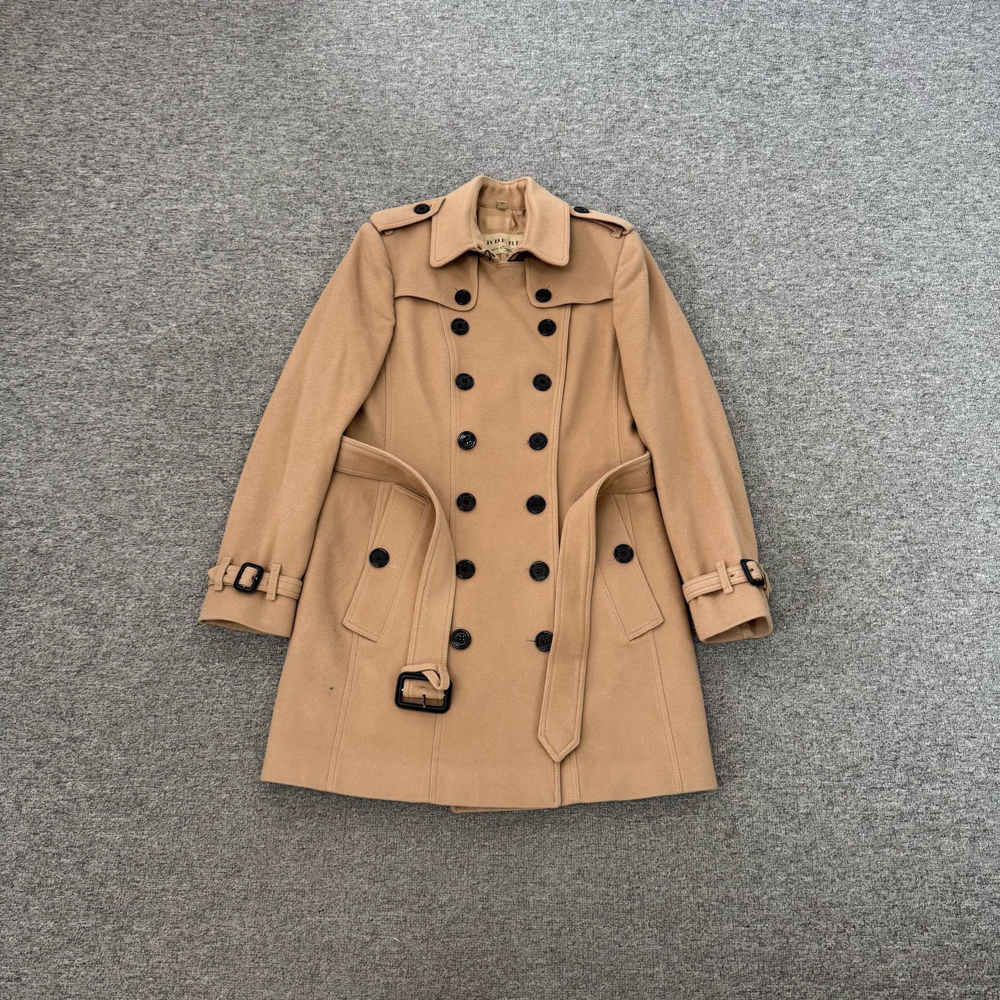 99新 AMIPARIS Burberry 卡其色大衣uk8