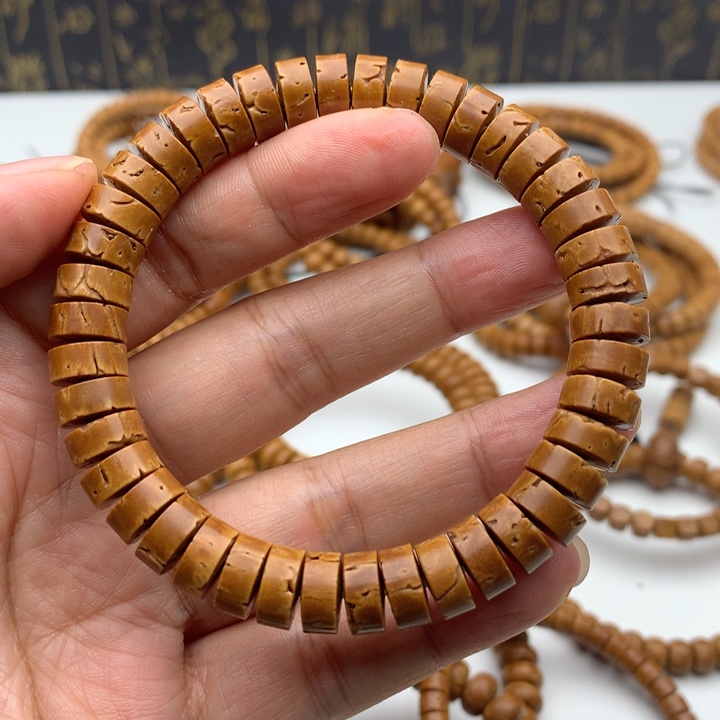 亢***亢桃核手串药片5/10单圈