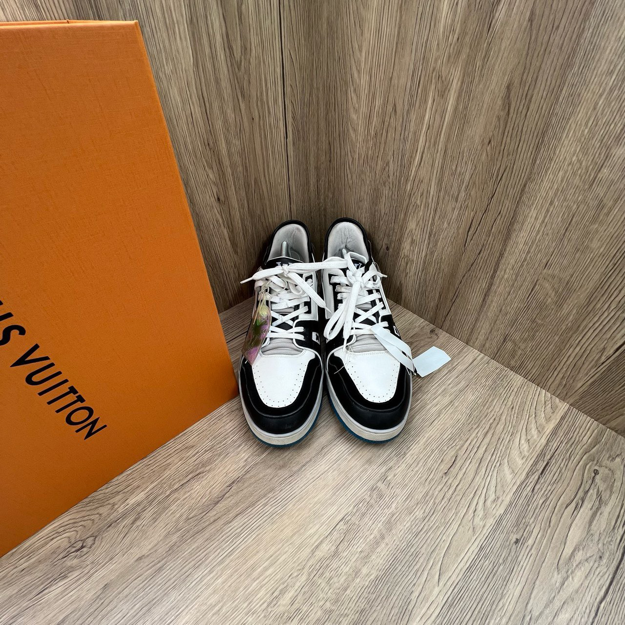 95新 LouisVuitton/路易威登 Trainer 黑白藤原浩板鞋 44码/原盒