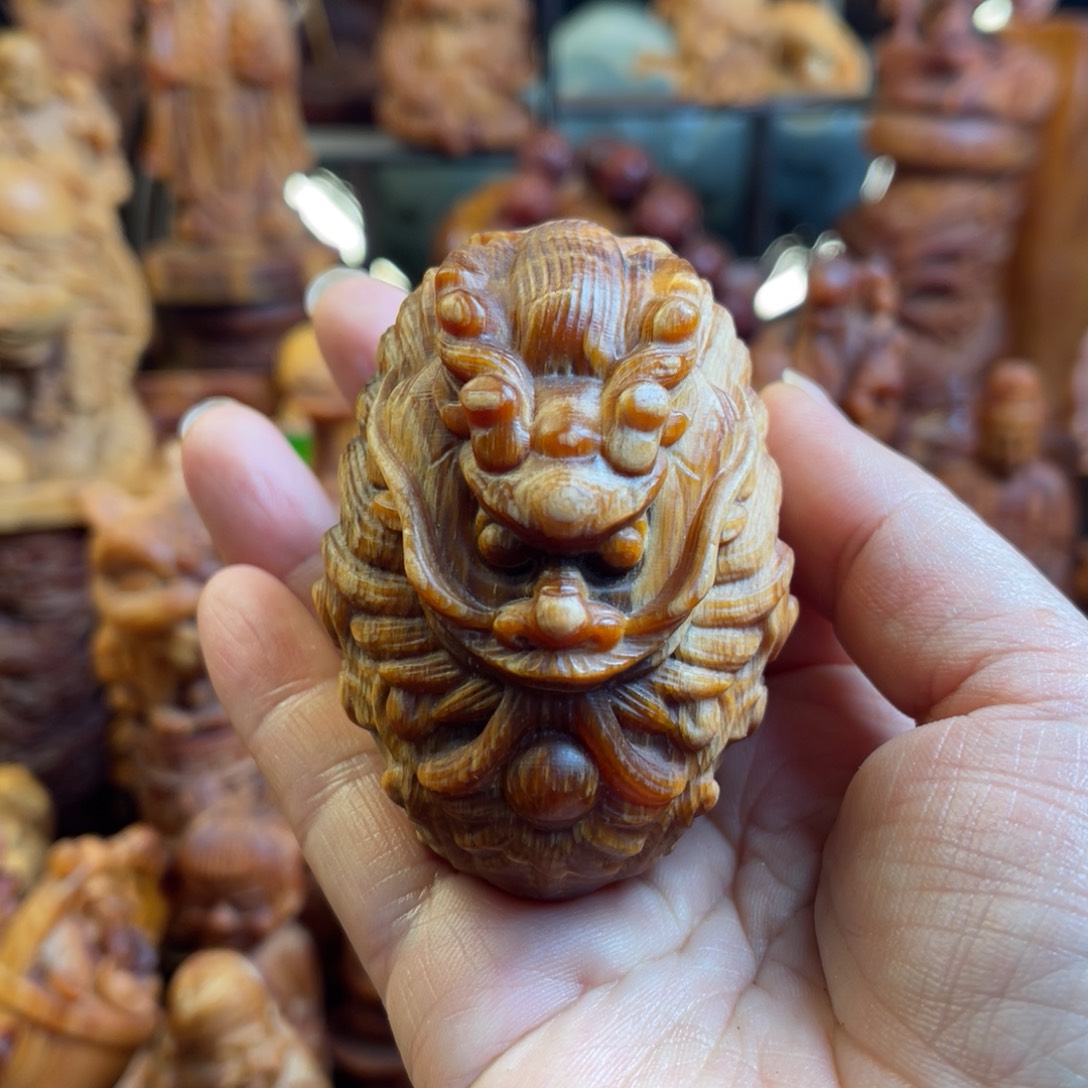 其他松木（琥珀木）龙头