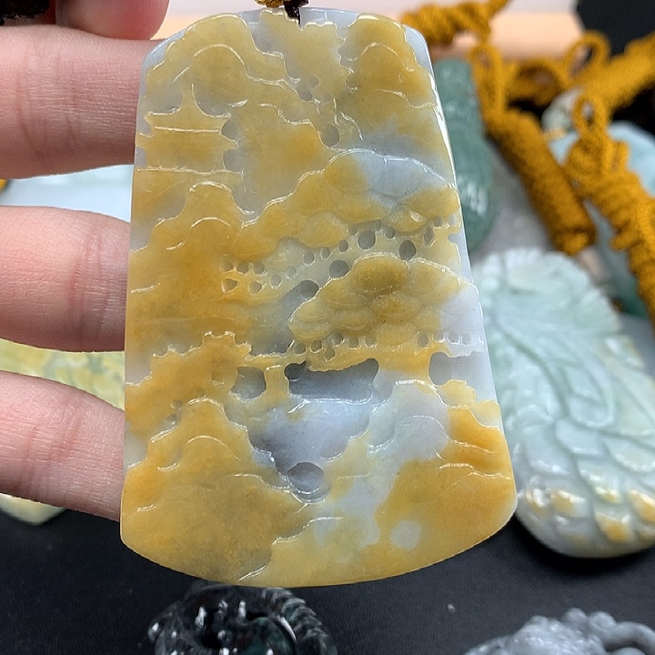 翡翠未镶嵌颈饰天然保真a货