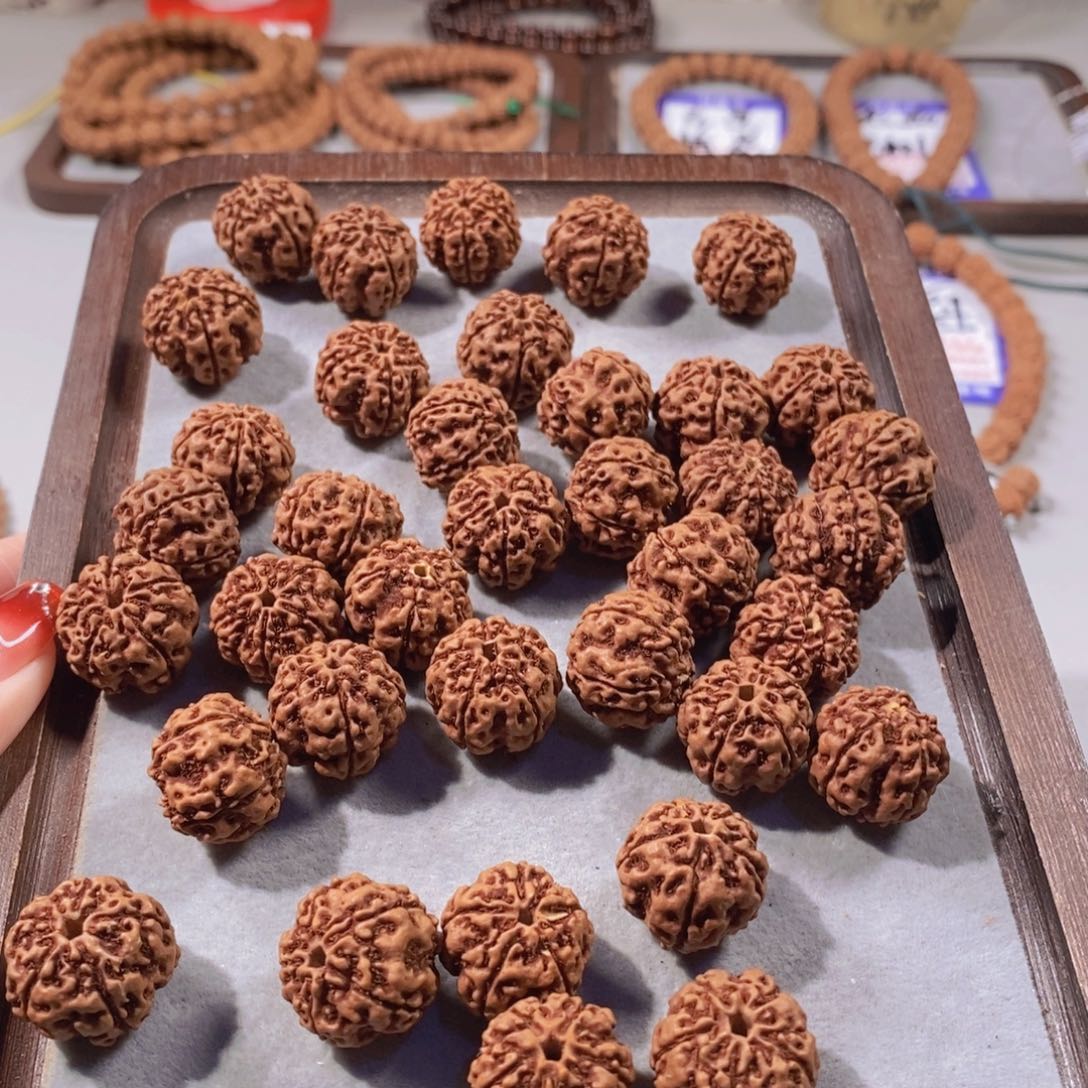 金刚菩提吊坠微瑕底王龙124