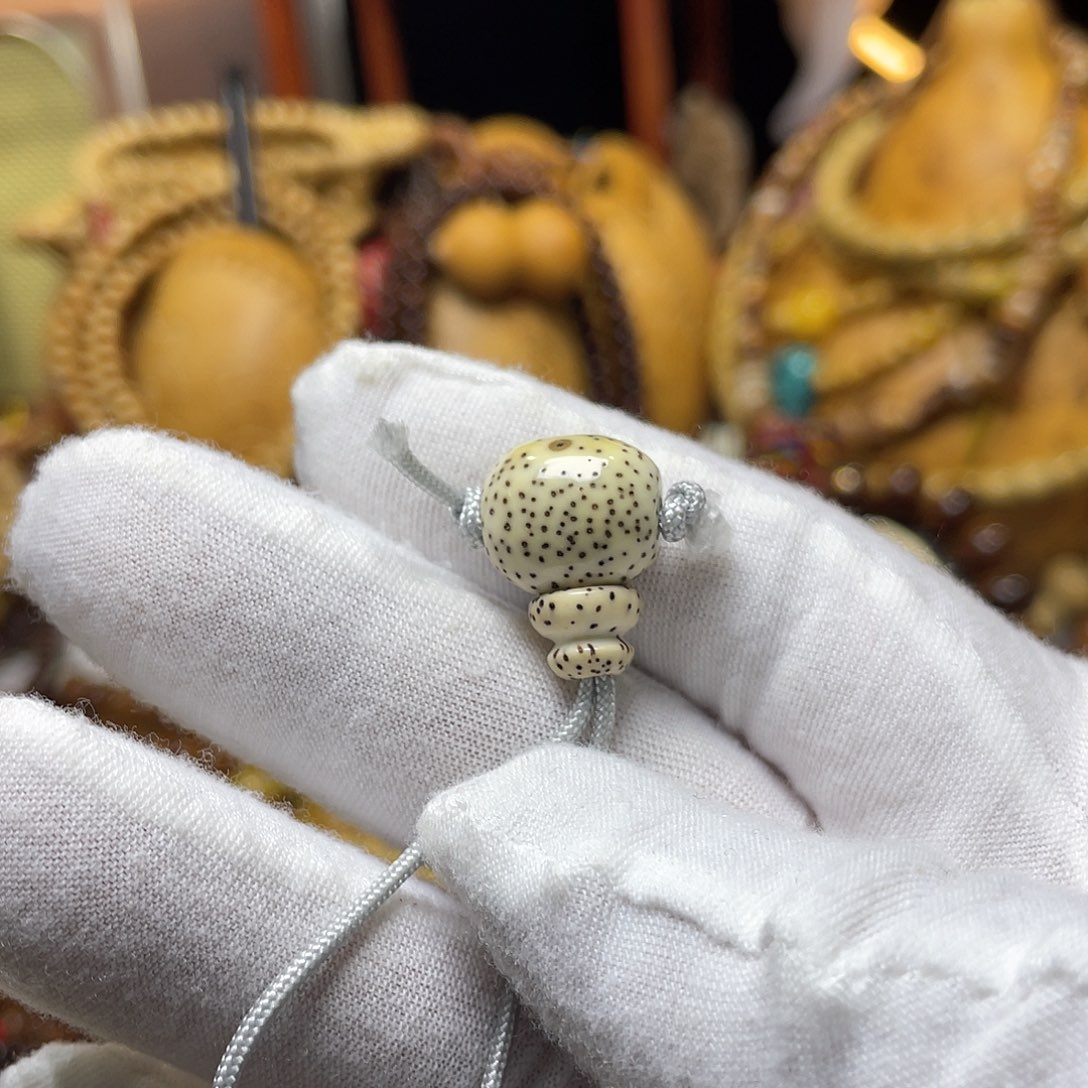 手串星月菩提雕刻奶嘴三通