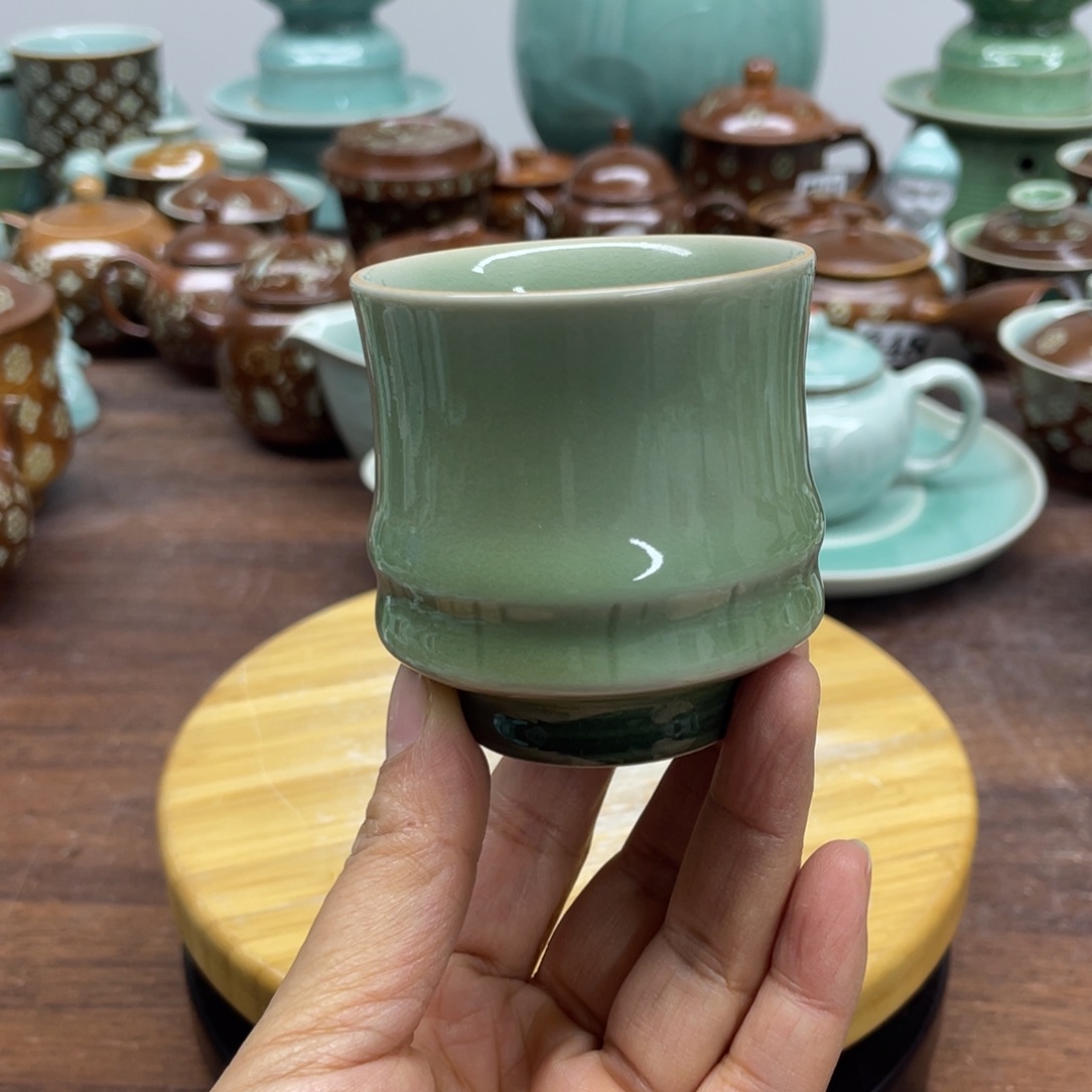 陈**姐微瑕特价青瓷青瓷