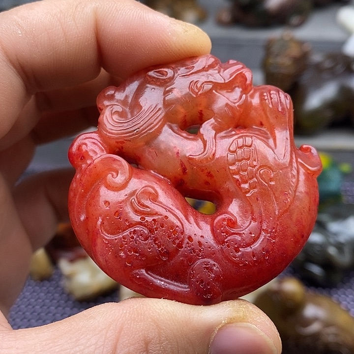未镶嵌蛇纹石玉颈饰