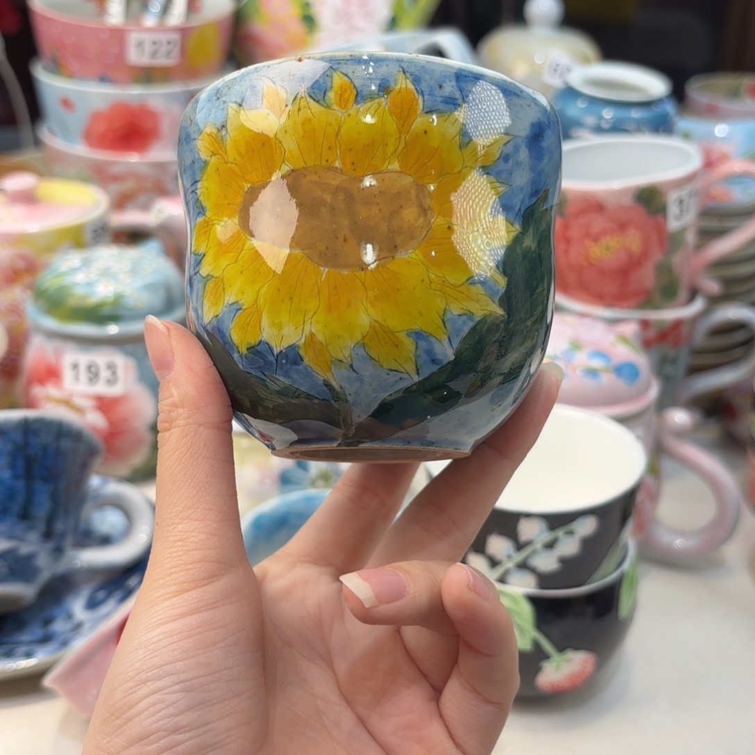 瓷片兔兔好可爱呀打