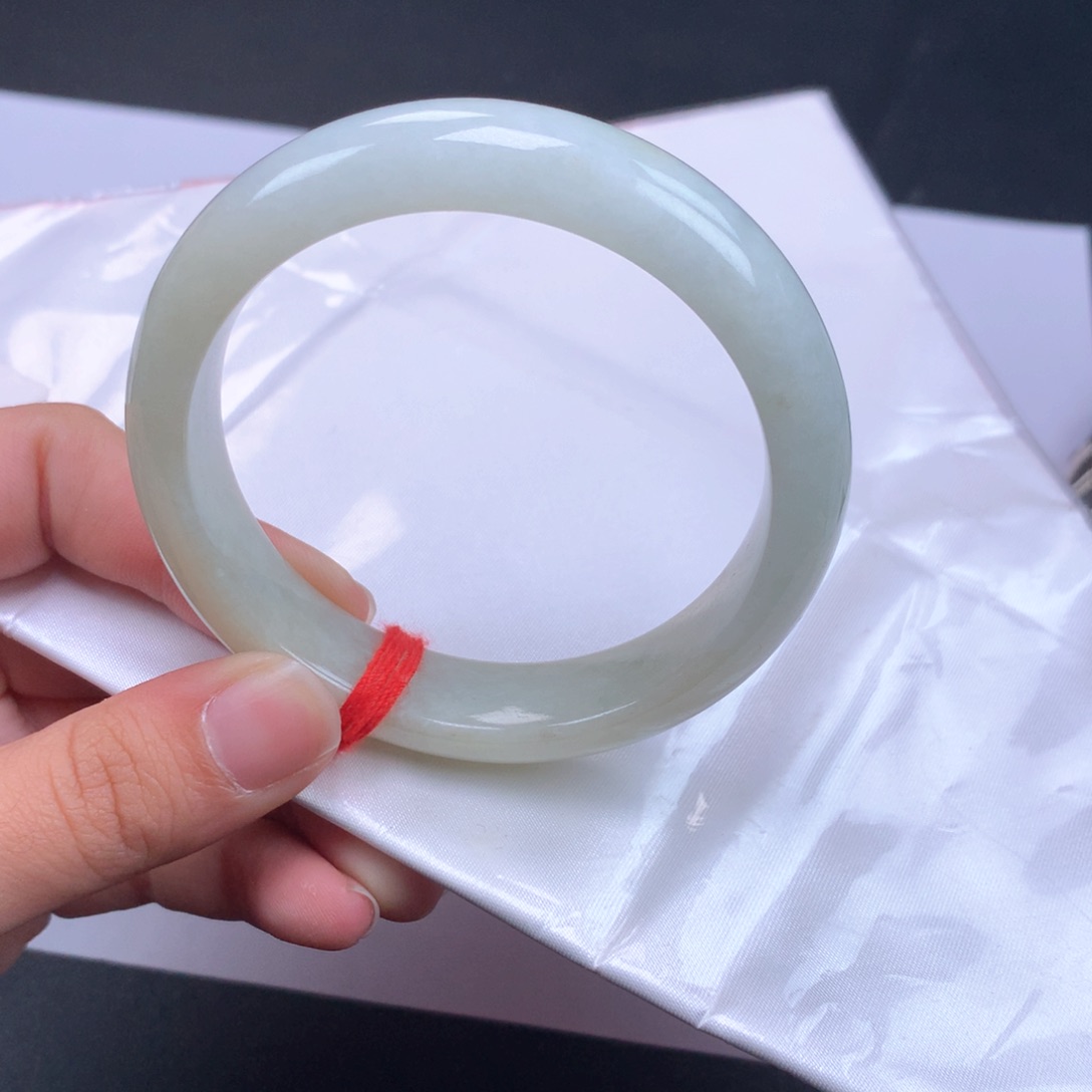 翡翠手镯未镶嵌36号56.8