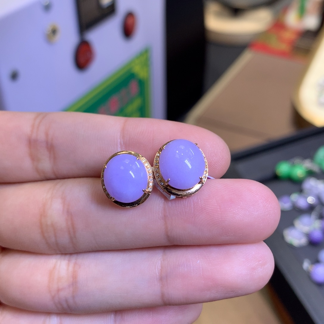 翡翠18K金镶嵌颈饰翡翠