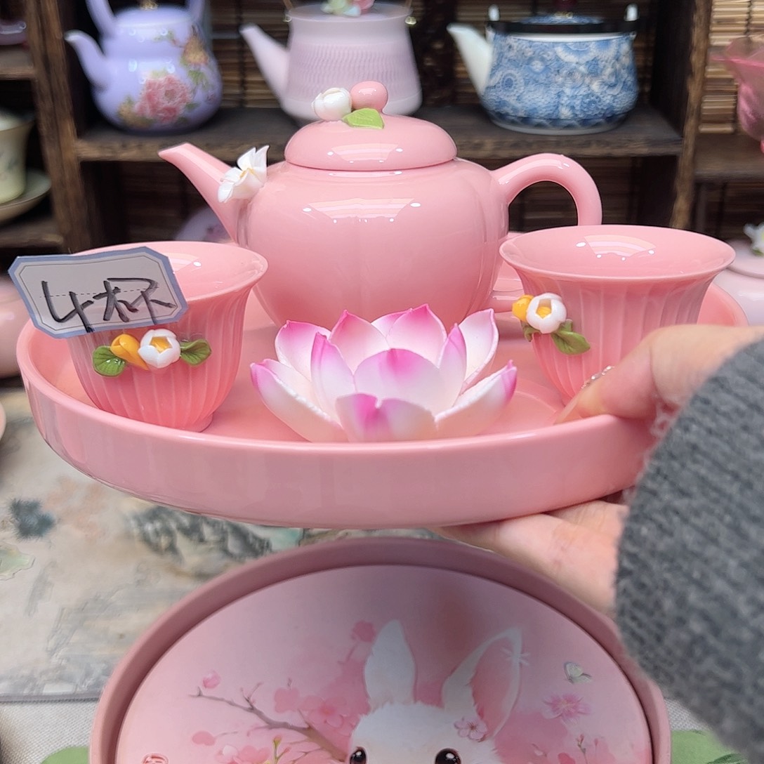 壶套装。                