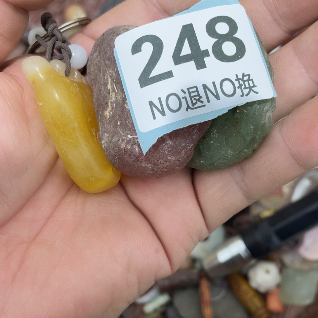 千***”陶瓷直播间火爆热卖