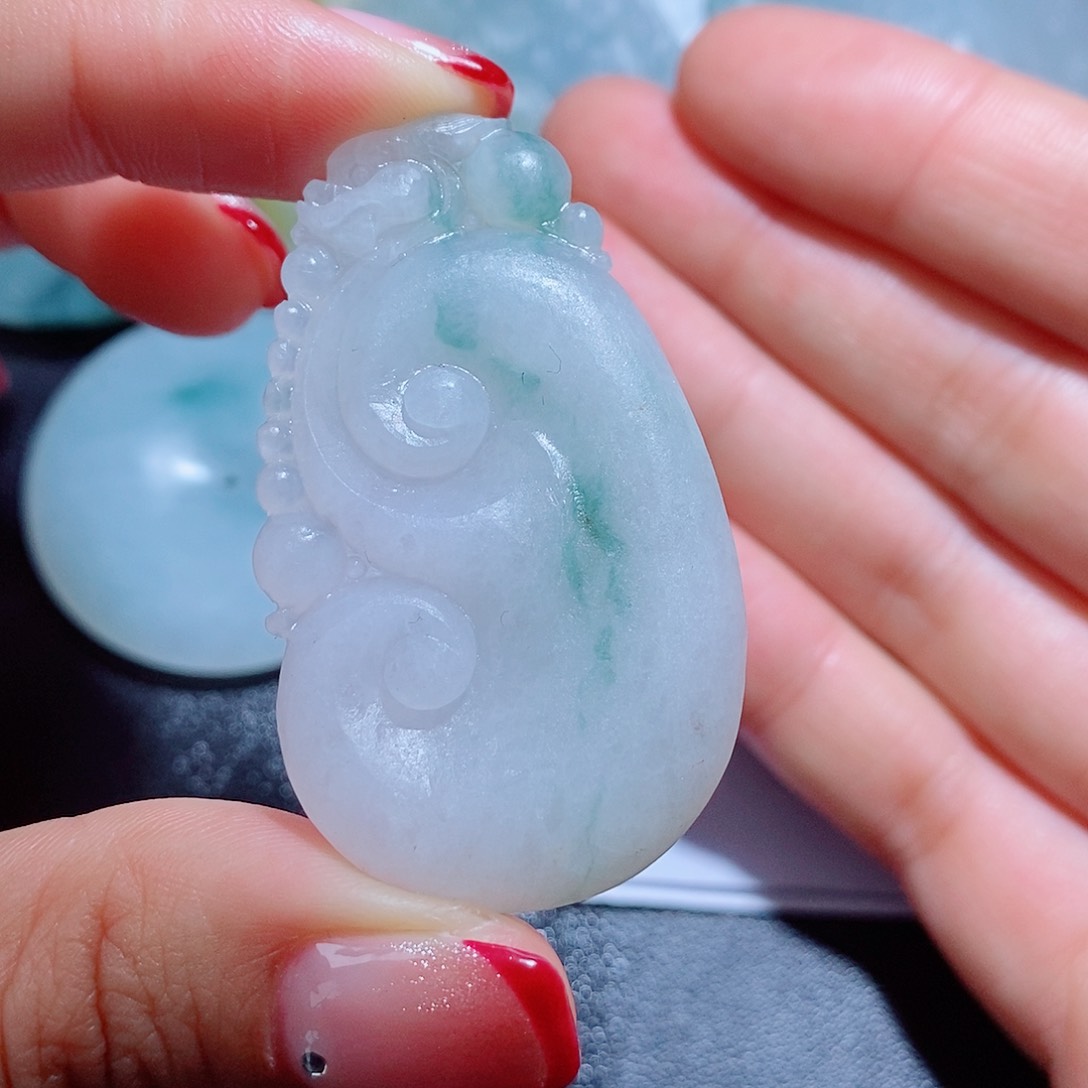 定制翡翠未镶嵌毛货不支持退换货付款后确认抛光