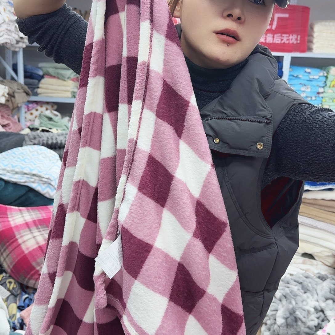 羊驼毛180.200牛奶绒毯