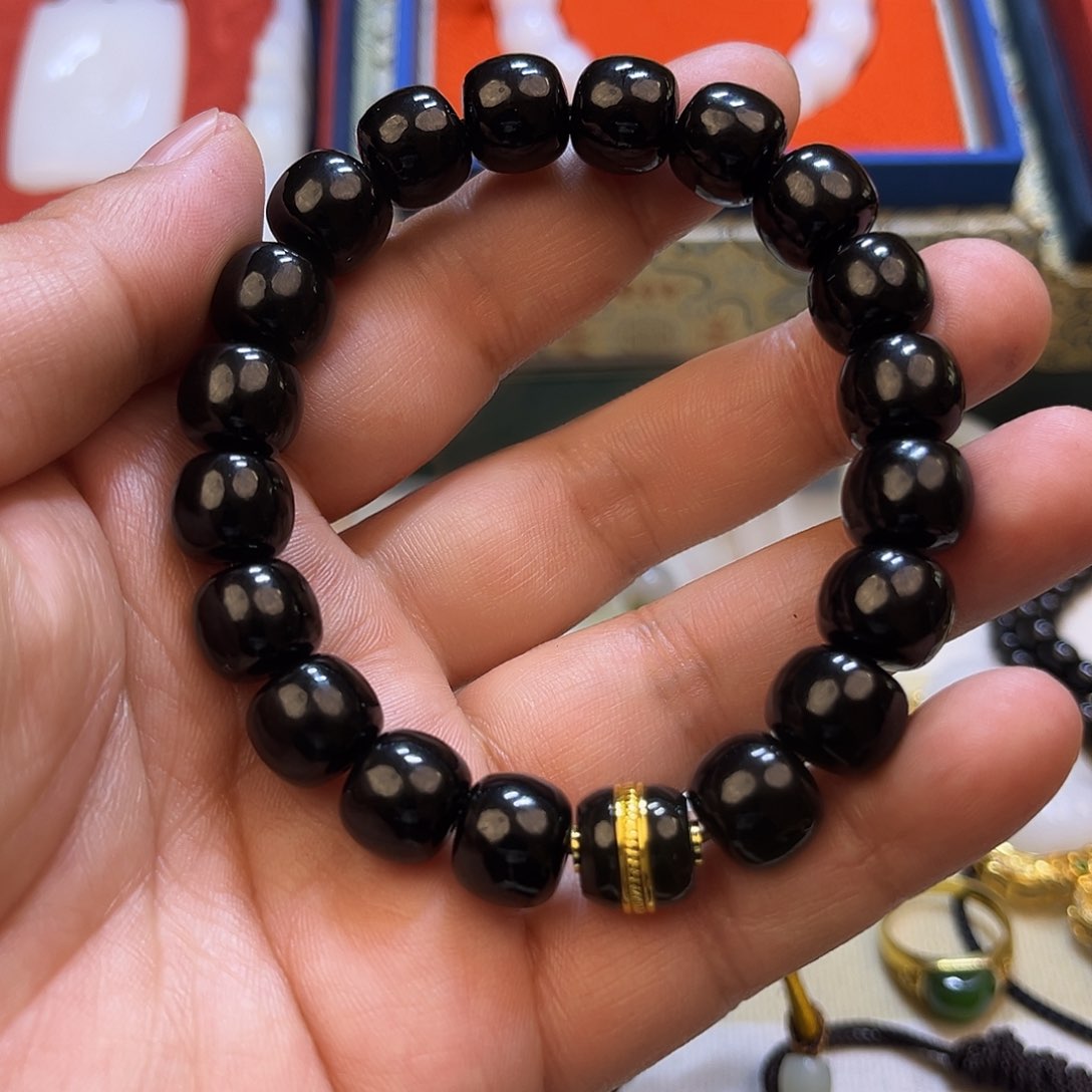 和田玉手链未镶嵌