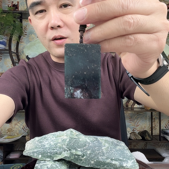 蛇纹石玉未镶嵌岫玉天然原石原料