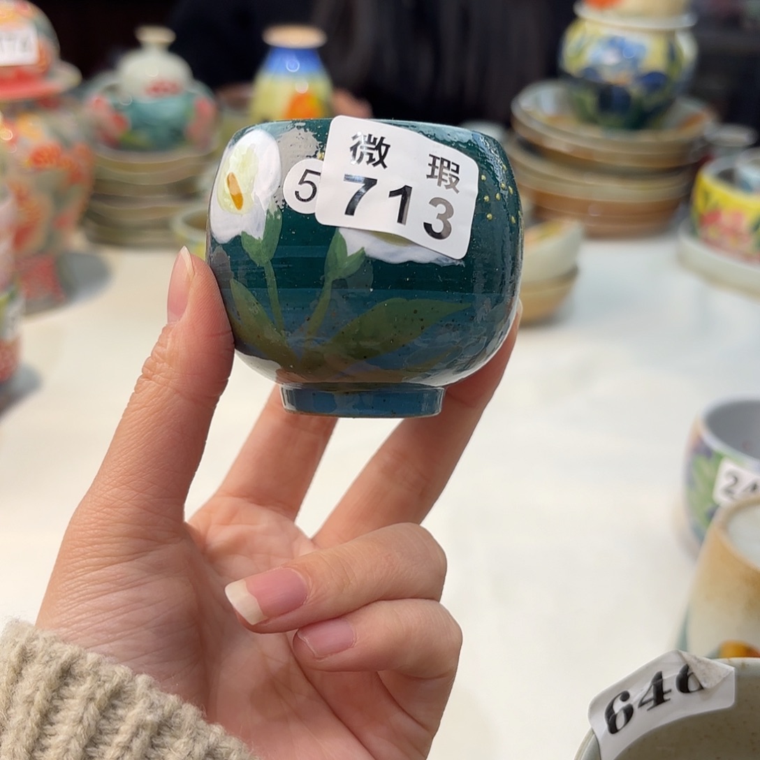 瓷片兔兔好可爱啊我
