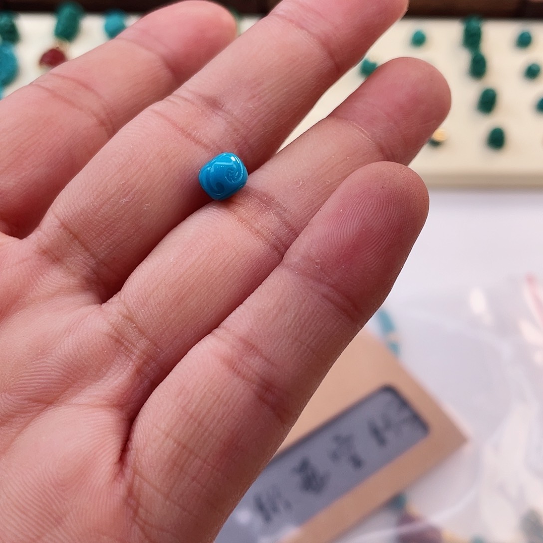 绿松石颈饰未镶嵌