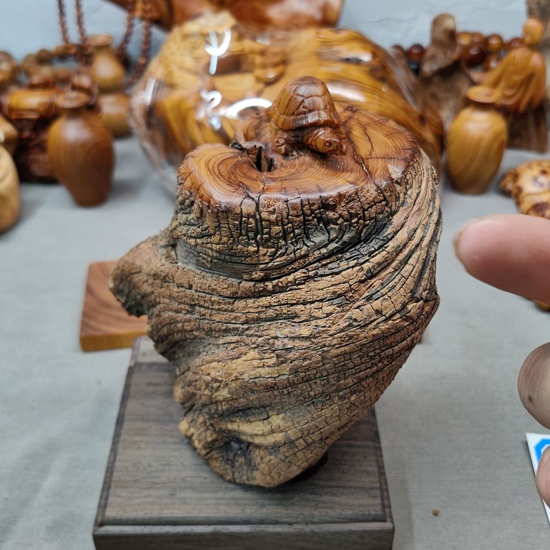 不***喵太行崖柏手工艺品