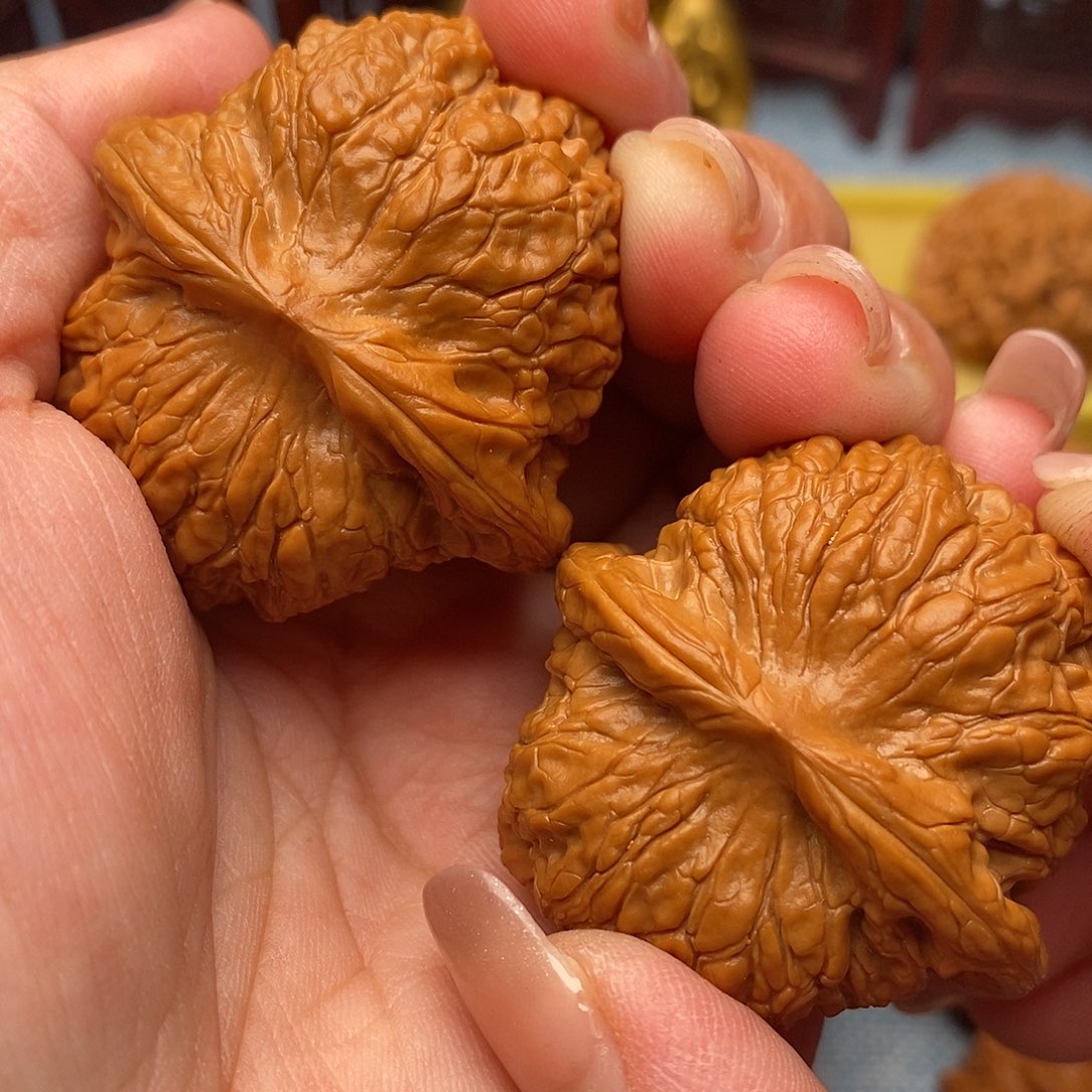 文玩核桃把件41.9全品毕业血麒麟