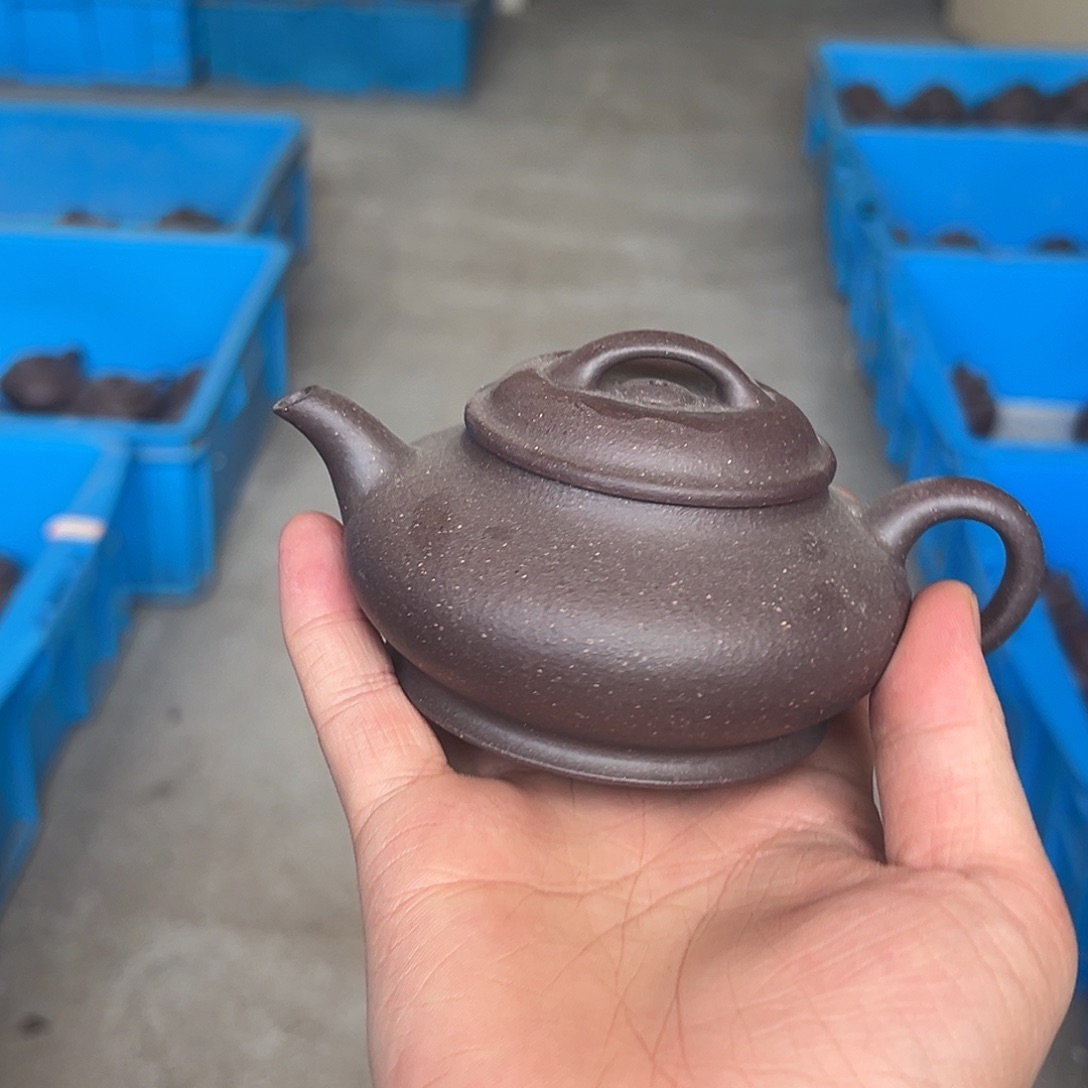 茶壶紫砂紫砂的味道真的很