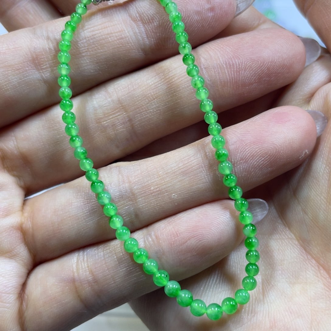 翡翠未镶嵌颈饰珠串