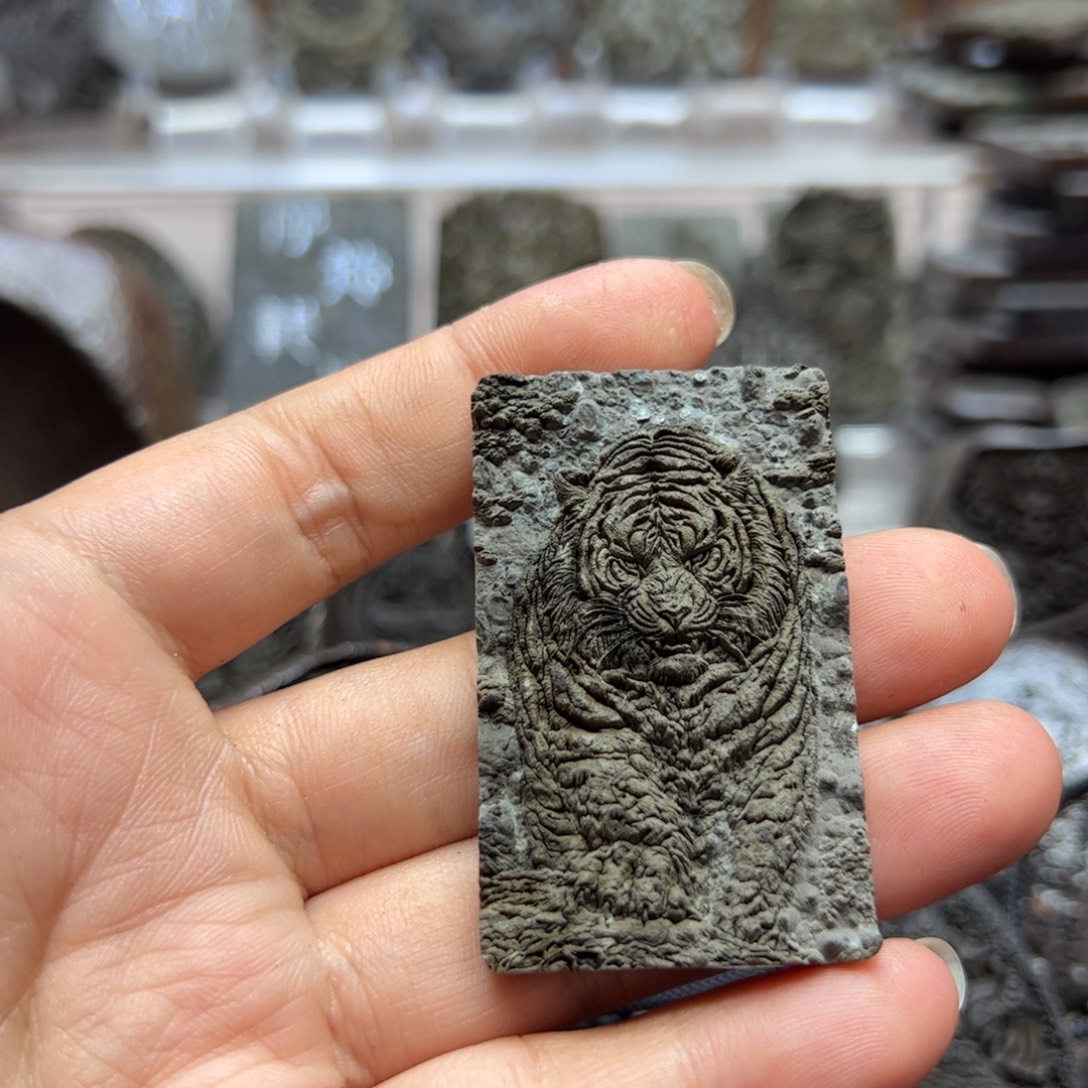 拉***奥小石头哈哈哈哈哈哈