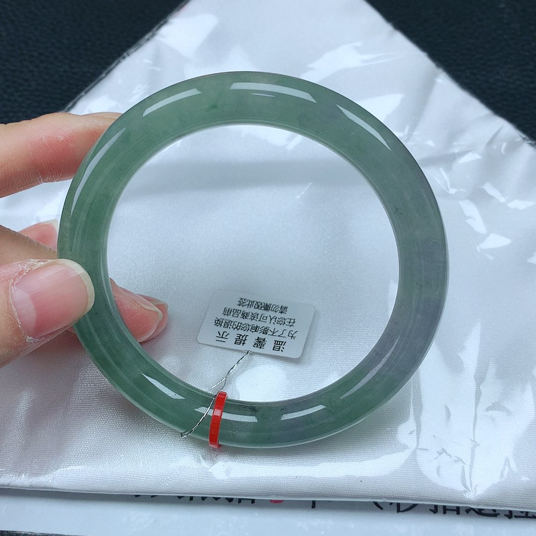 翡翠手镯未镶嵌58圈