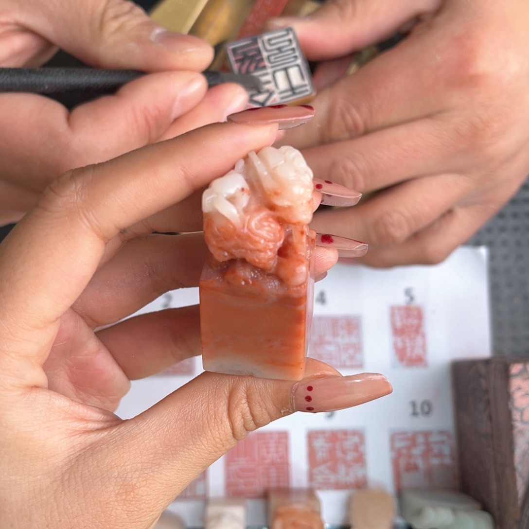 老挝石风**野现场纯手工篆刻