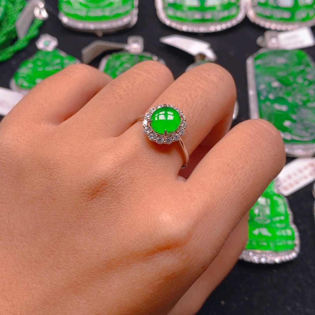 翡翠戒指银S925镶嵌88888888888