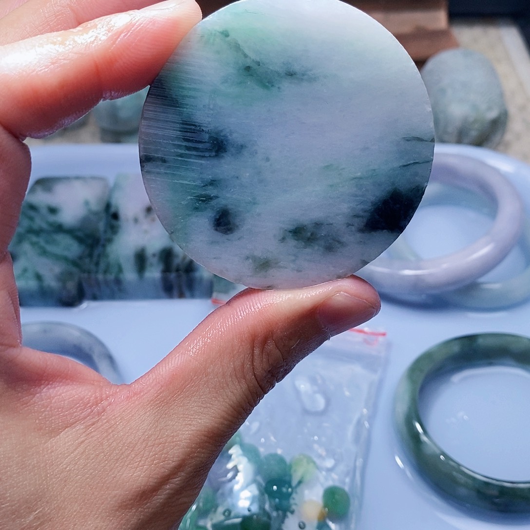 翡翠未镶嵌颈饰558