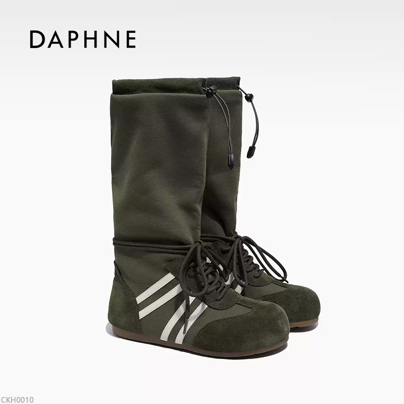 达芙妮新款时装靴高筒休闲马丁靴女鞋中筒经典秋冬M