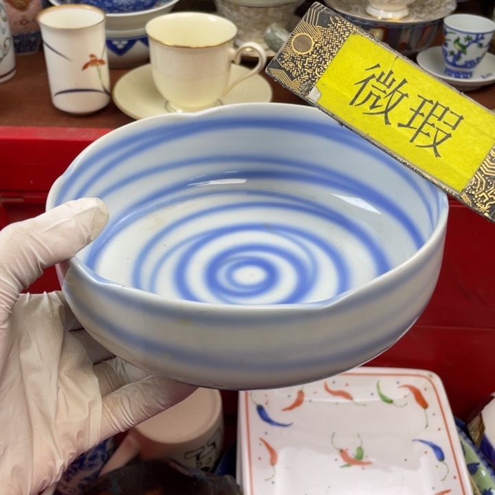 他家瓷器真美…开播了