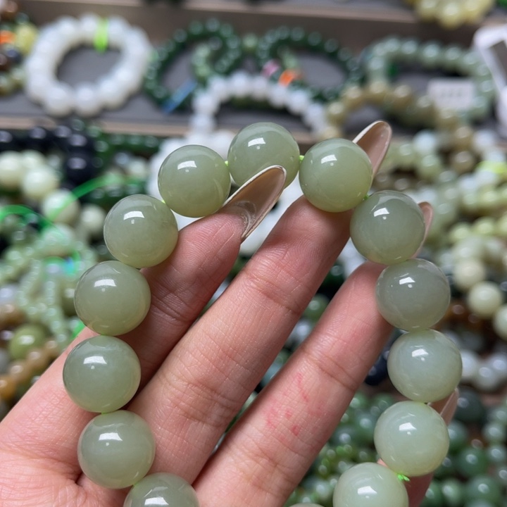 和田玉手链未镶嵌