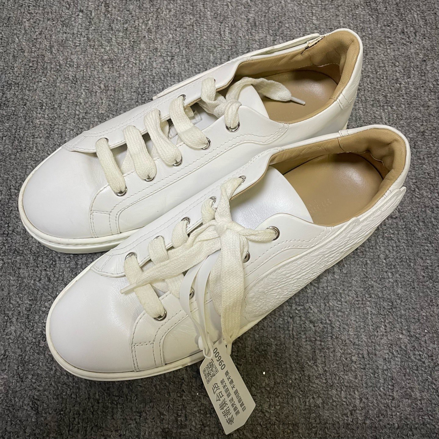 95新 Hermes/爱马仕 舒适日常低帮时尚板鞋 38码/09600