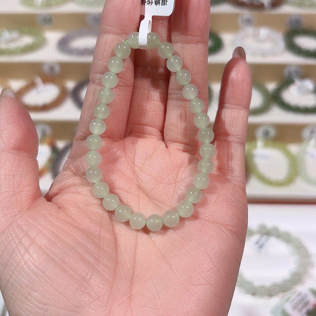 和田玉手链未镶嵌V