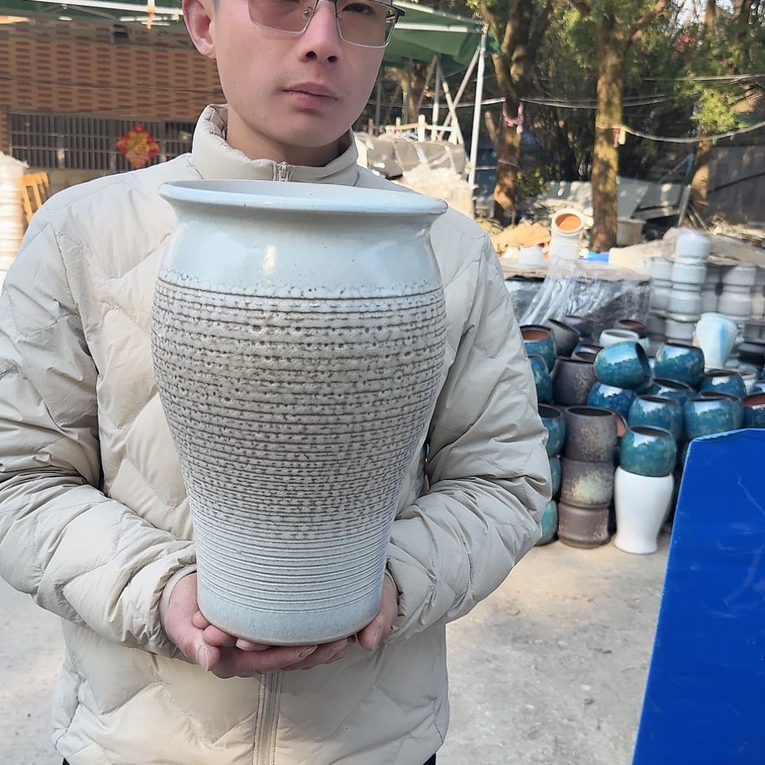 紫砂花盆口19高31（一个老庄泡泡咖啡