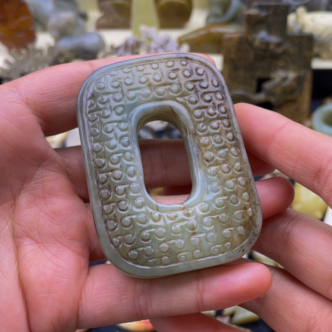 蛇纹石玉未镶嵌颈饰11