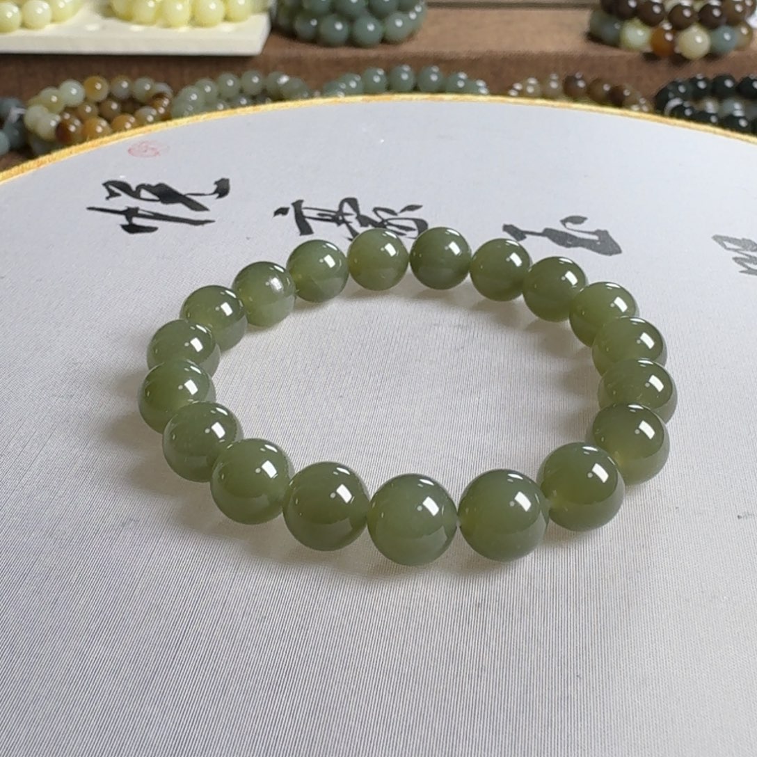 未镶嵌和田玉手链